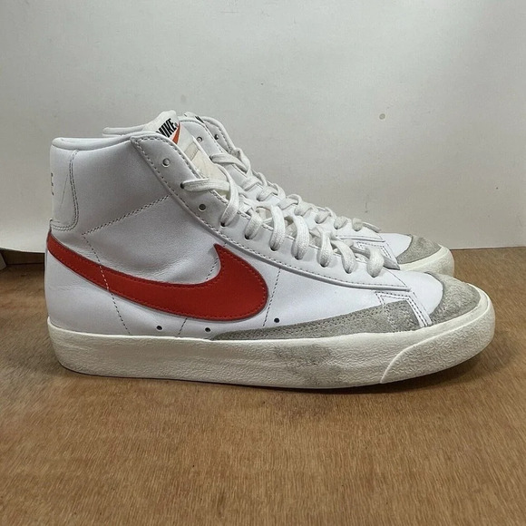 Nike Blazer Mid 77 Womens Size 11 CZ1055-101 White Red Sneakers - Picture 1 of 8